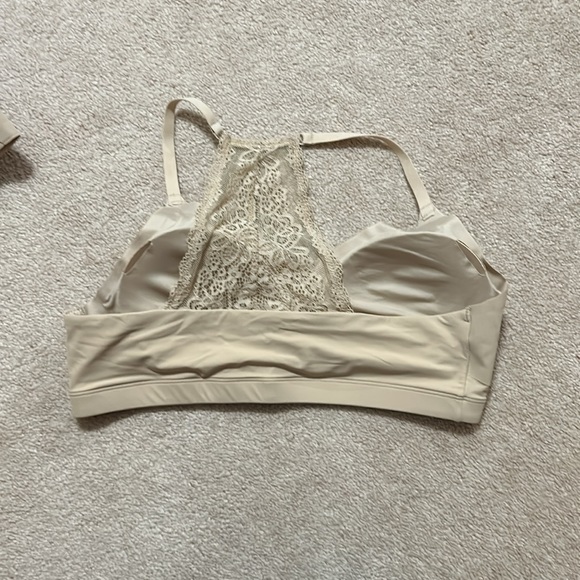 Bralettes - Picture 2 of 3